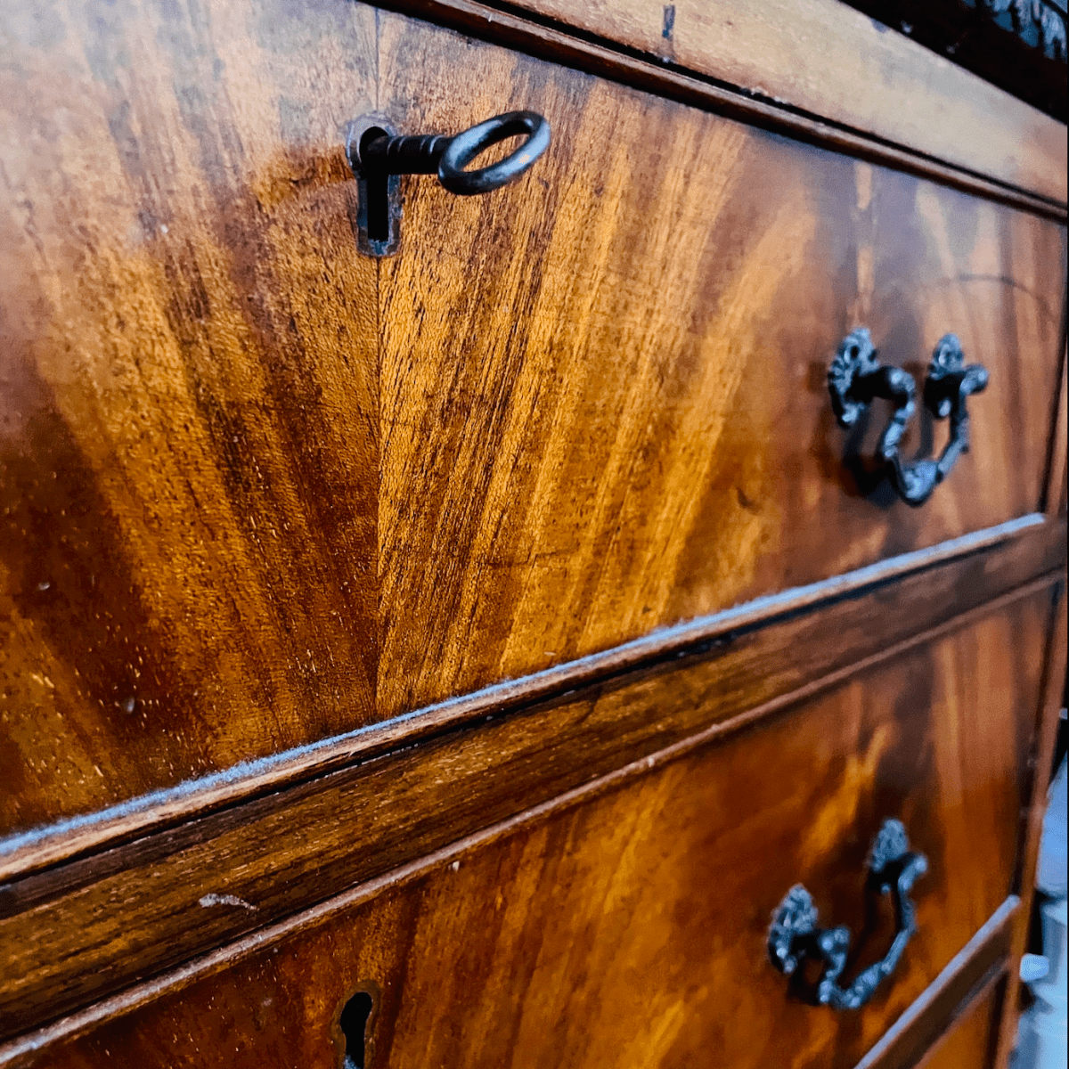 Home: Three Furniture&nbsp;Finds