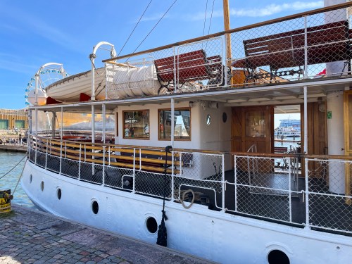 ©TheEDSLass theedslass.co.uk